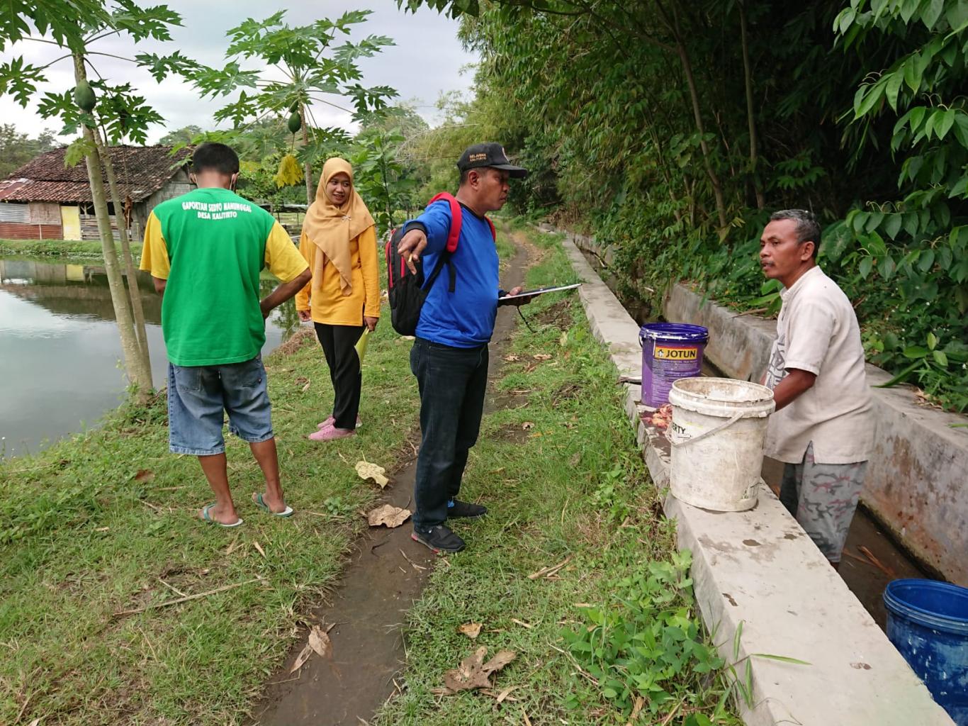 Pemasangan Patok TKD